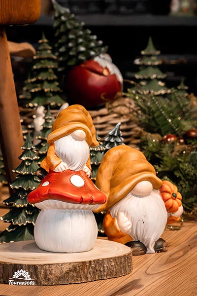 Gnomes des fôrets à bonnets orange